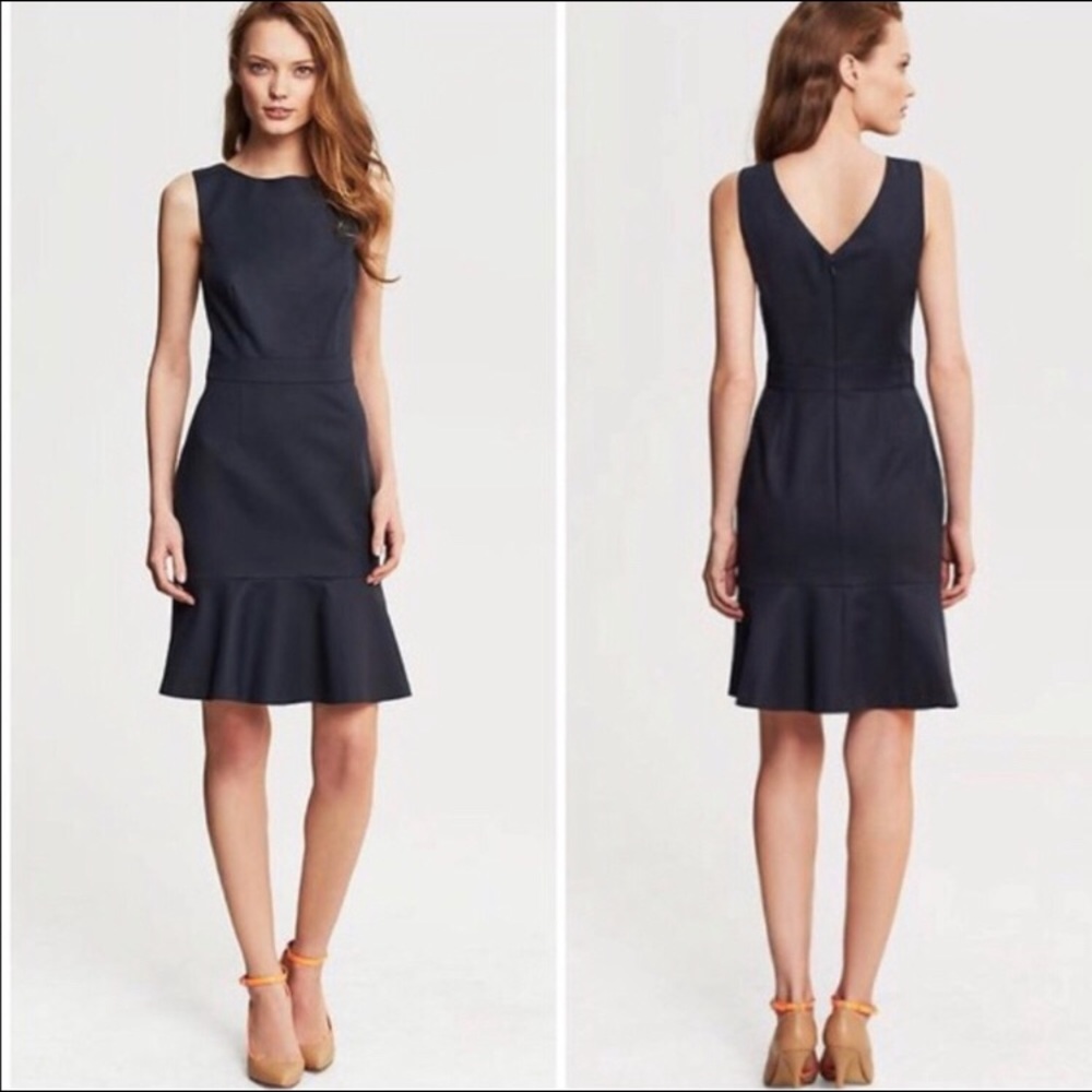 Banana republic sleek flounce bodycon navy dress